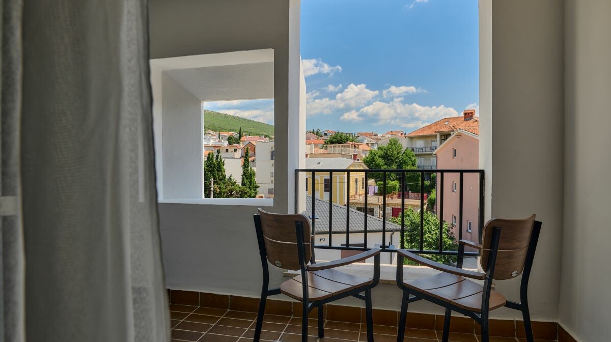 Hotel Selce, soba s balkonom