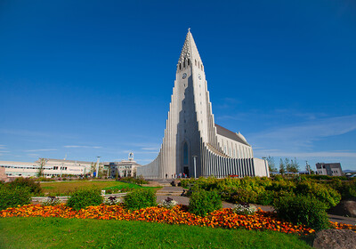 jedna od najviših građevina na Islandu, putovanja zrakoplovom, Mondo travel, europska putovanja