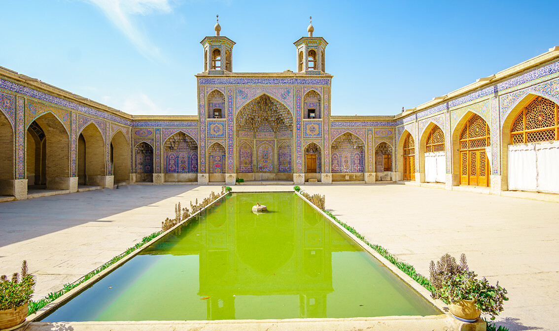 Iran, Nasir al-Mulk džamija, Shiraz, putovanje u Iran, vođena tura, putovanje s pratiteljem