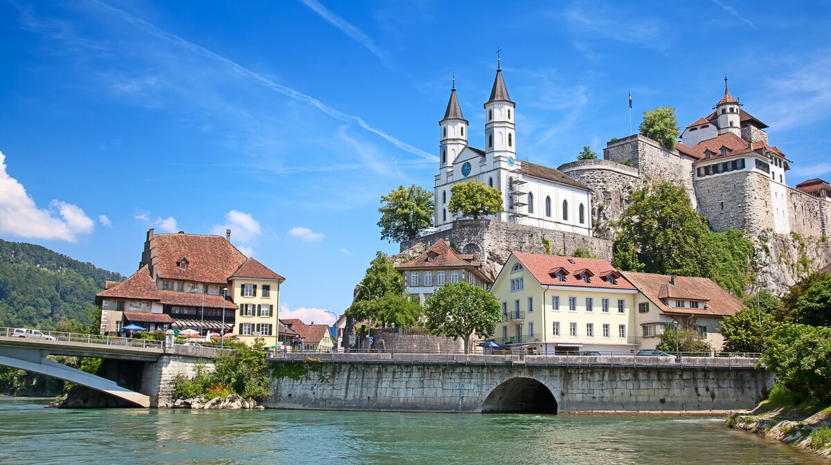 Dvorac Aarburg , Zurich, putiovanje švicarska autobusom, garantirani polasci