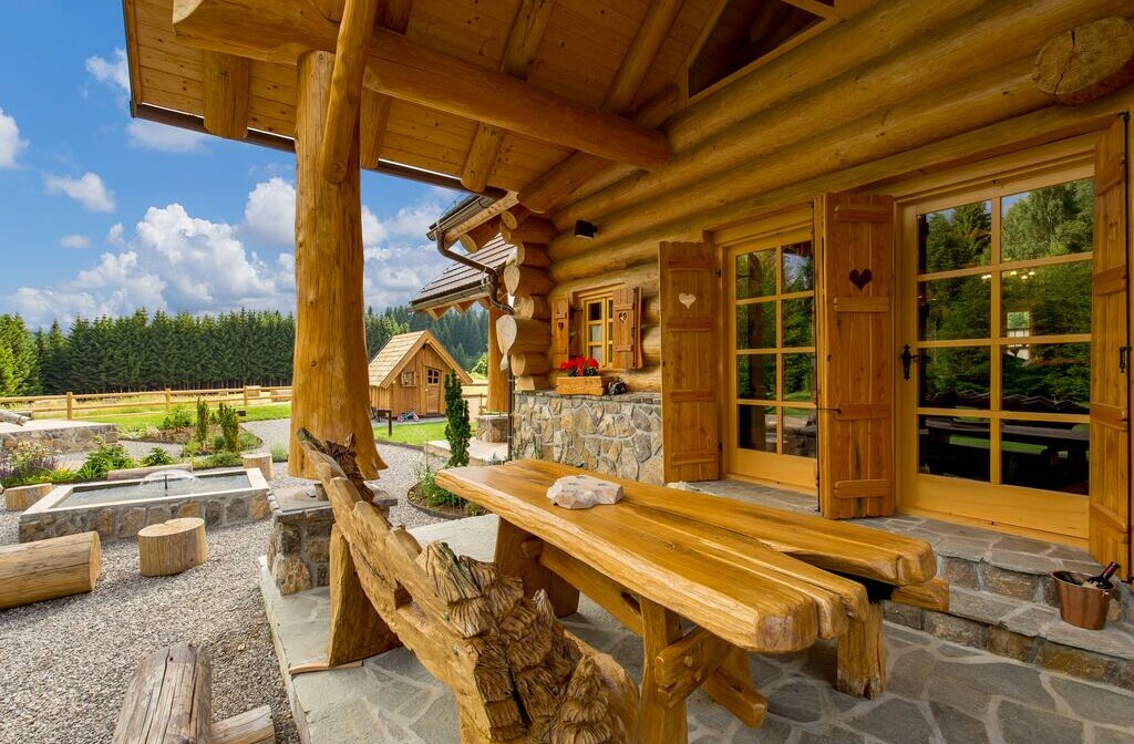 Ravna Gora, Divjake Log Home - Kraljica šume6