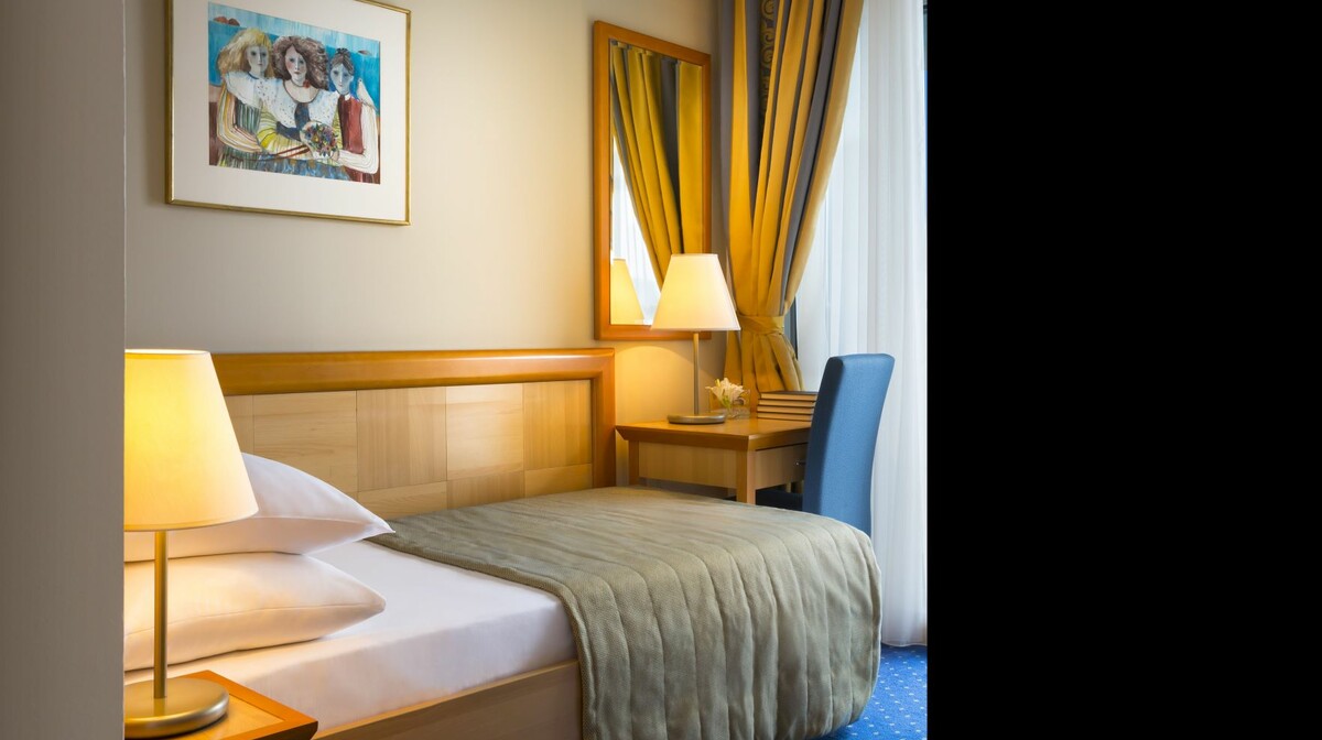 Aminess Grand Azur Hotel jednokrevetna soba standard