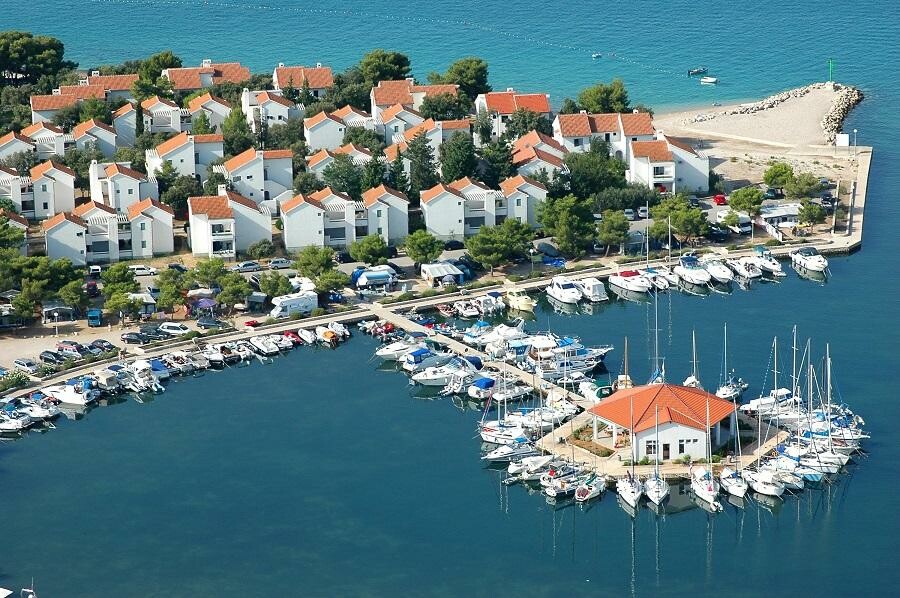 Solaris, Villas kornati