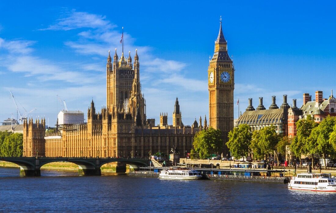 Parlament i Big Ben, putovanje u London avionom