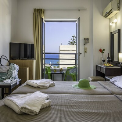 Kreta zrakoplovom iz ljubljane, Hotel Sergios, primjer sobe