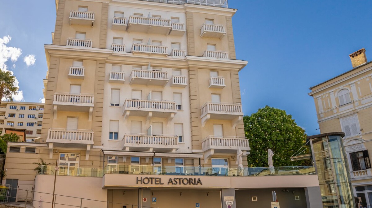 Opatija, Hotel Astoria