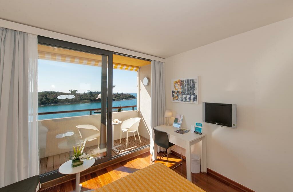 Rovinj, Hotel Istra, pogled na more