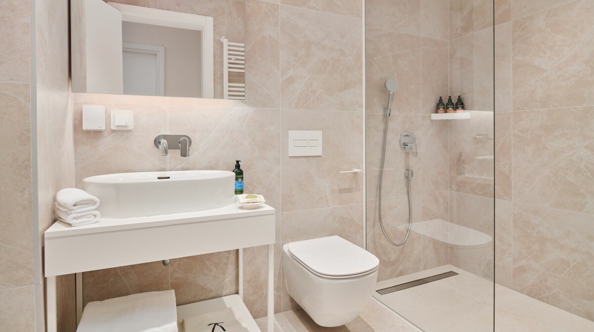Deluxe studio, Resort Petram, kupaonica