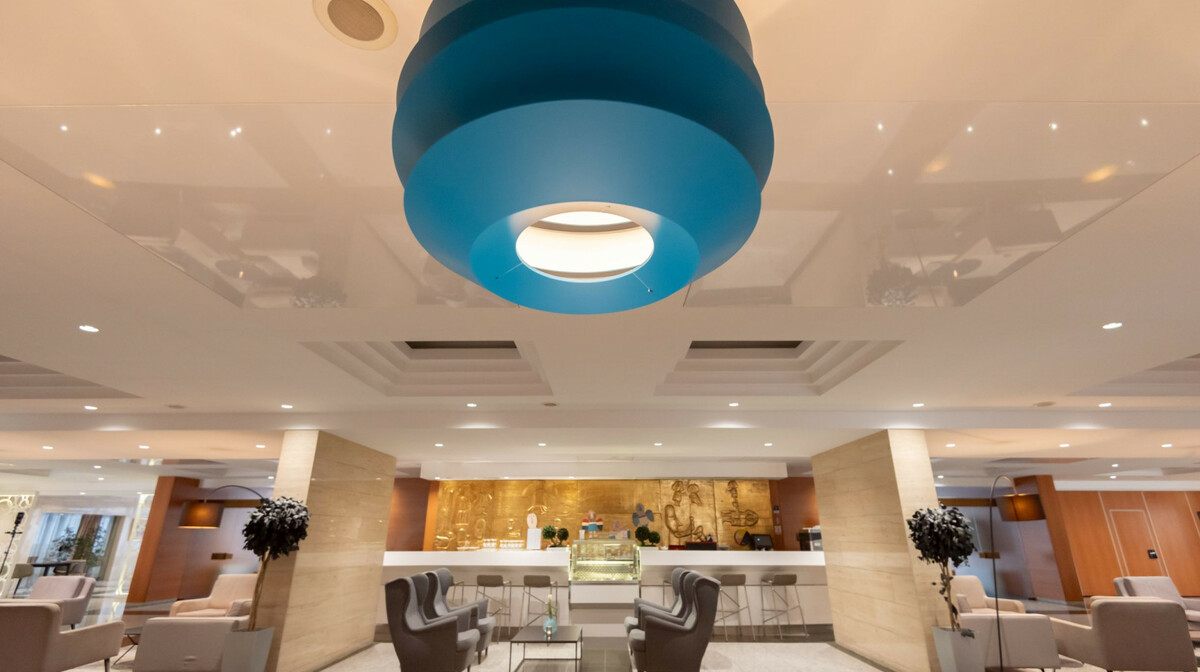 Hotel Kolovare, lobby