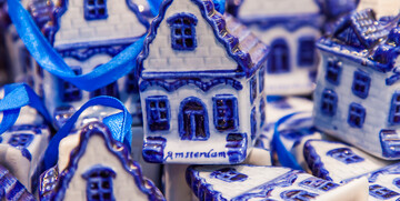 Plavi božični ukrasi od Delftskog porculana, putoavanje u Amsterdam i mala nizozemska tura