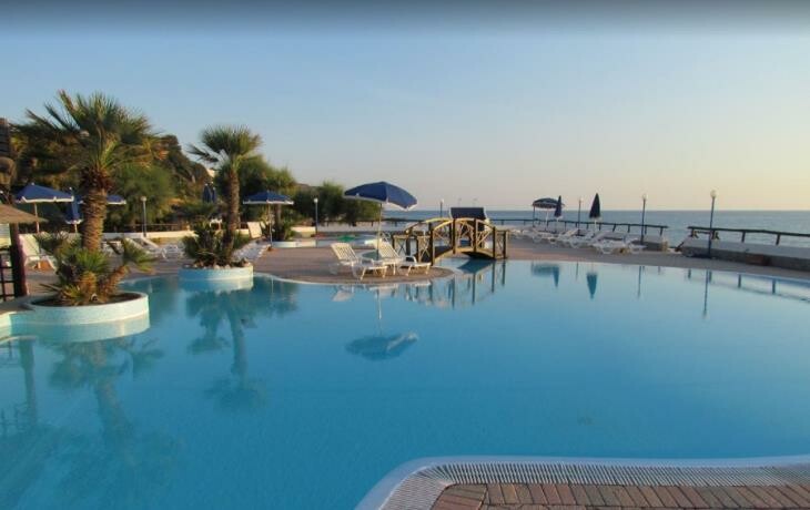 Kalabrija, Capo Vaticano, Ricadi, Hotel Agrumeto Villaggio, bazen