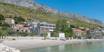 Omiš, Hotel Nestor, plaža