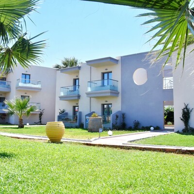 Kreta mondo travel, Gouves, Hotel Kalia Beach, vrt