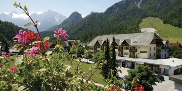 Slovenija, Kranjska Gora, apartmani Vitranc, pogled na planine u ljeto