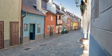 Zlatna ulica Prag, na broju 22 živio je poznati češki pisac Franz Kafka