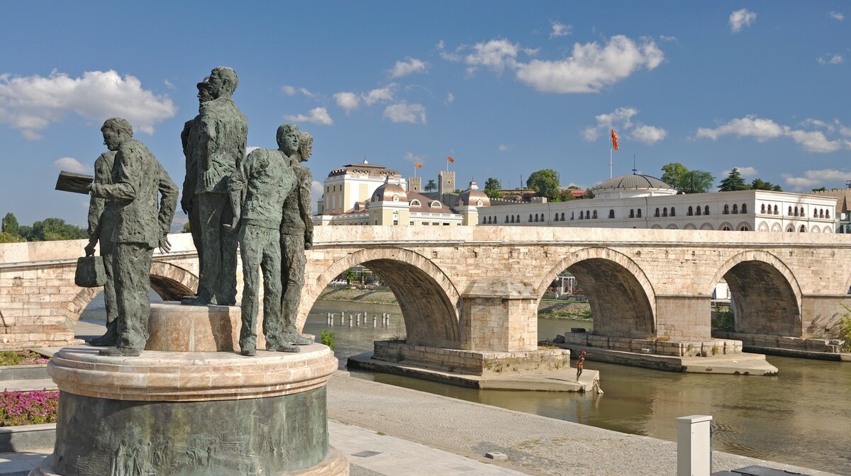 Makedonija, Skopje- prekrasan Dušanov most, putovanje autobusom