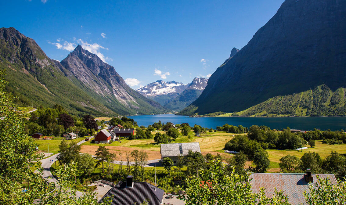 HJORUNDFJORD, Norveška