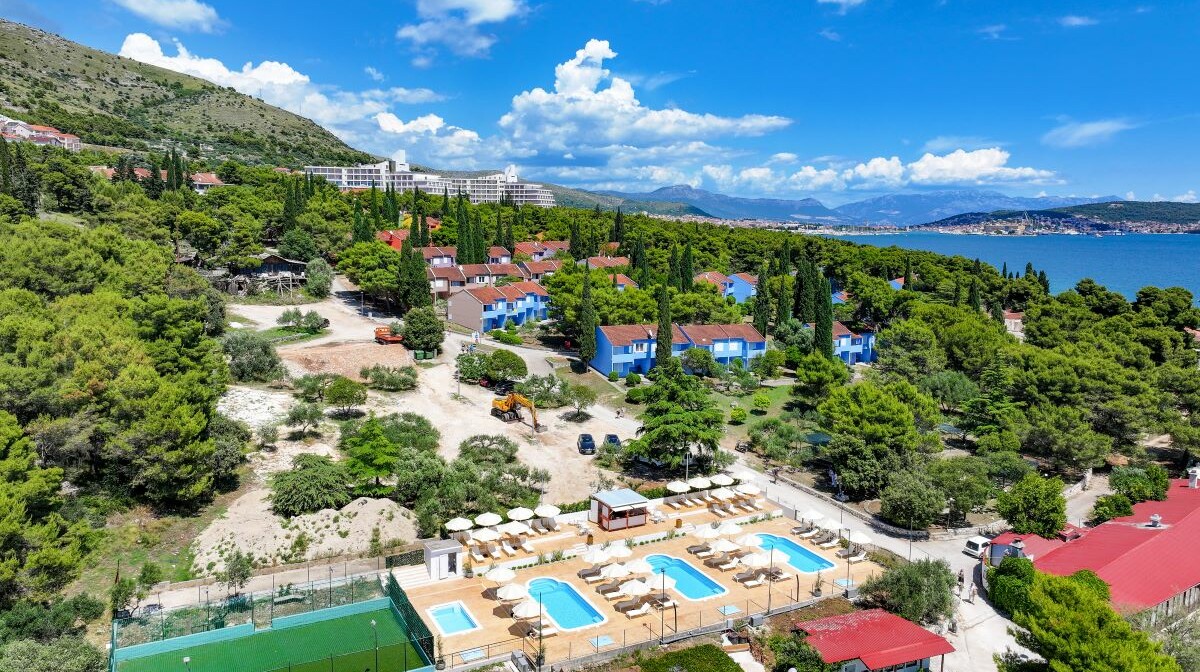 Apartmani Medena, bazen