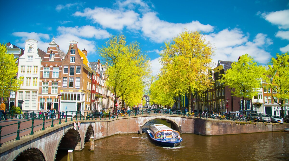 Vožnja brodom po amsterdamskim kanalima, putovanje u Amsterdam