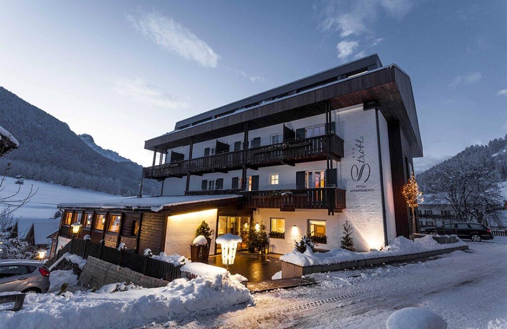 Skijanje u Italiji, Hotel Strobl, pogled izvana