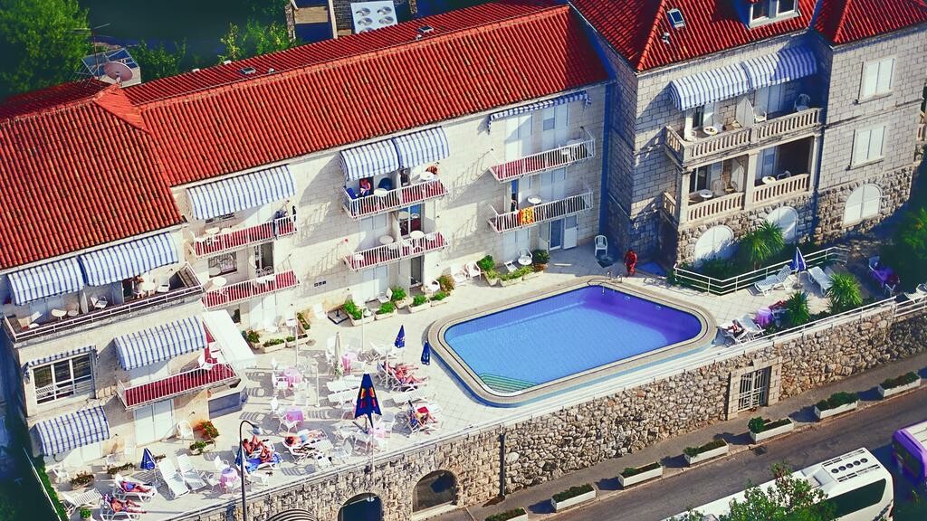 Dubrovnik, Hotel Komodor