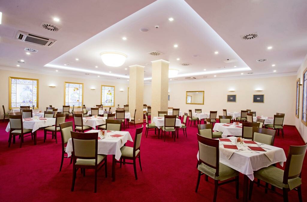 Restoran hotela Palace Zagreb.