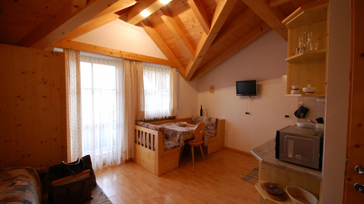 Skijanje u Italiji, Alta Badia, Badia/S.Leonardo, Apartmani Chalet Campagnola, primjer apartmana