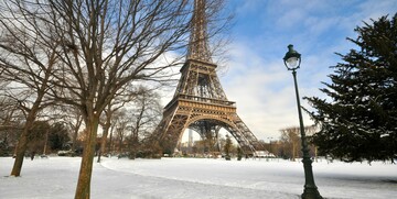 Putovanje zima u Parizu, Eiffelov toranj u snijegu