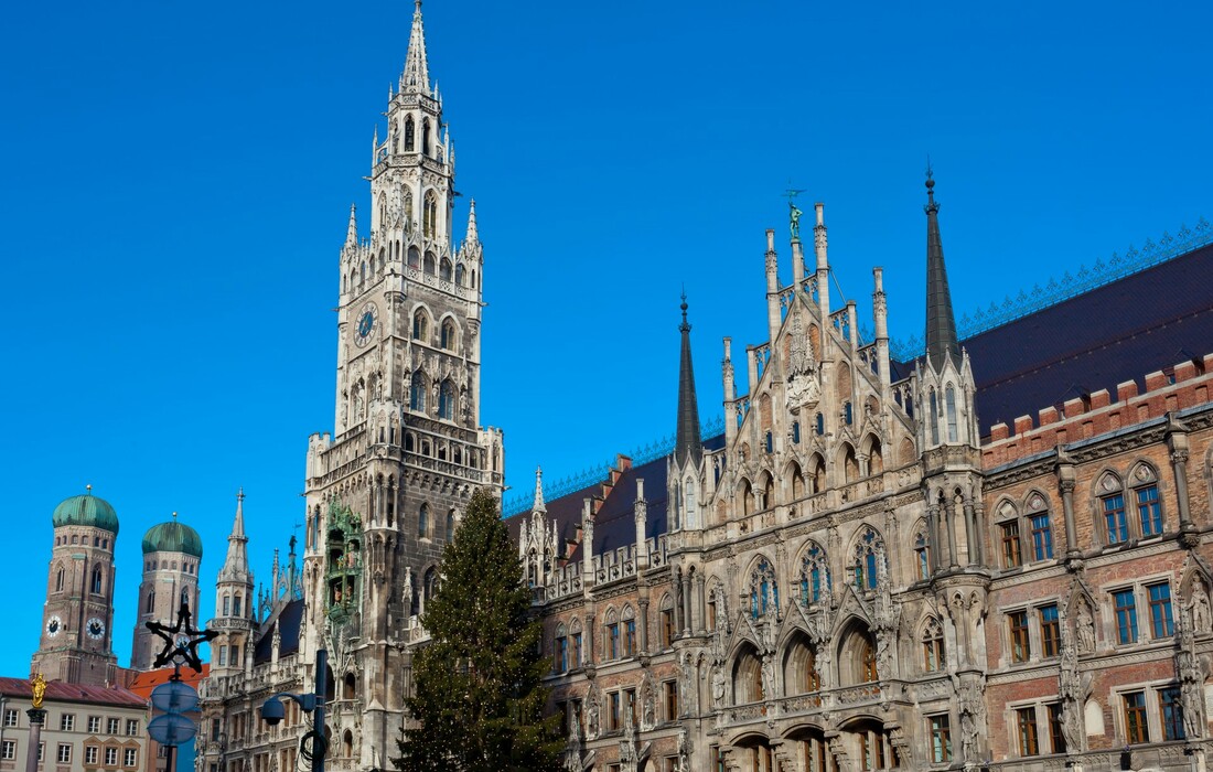 Marienplatz, putovanja autobusom, Mondo travel, europska putovanja, garantirani polazak