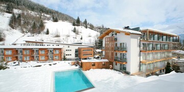 Zell am See, Hotel Waldhof, skijanje u Austriji, ski in, ski out