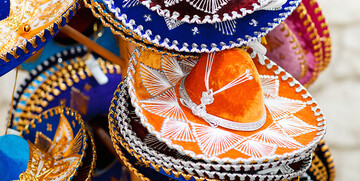 tradicionalni šareni šeširi sombrero,  Mondo travel, daleka putovanja, garantirani polazak