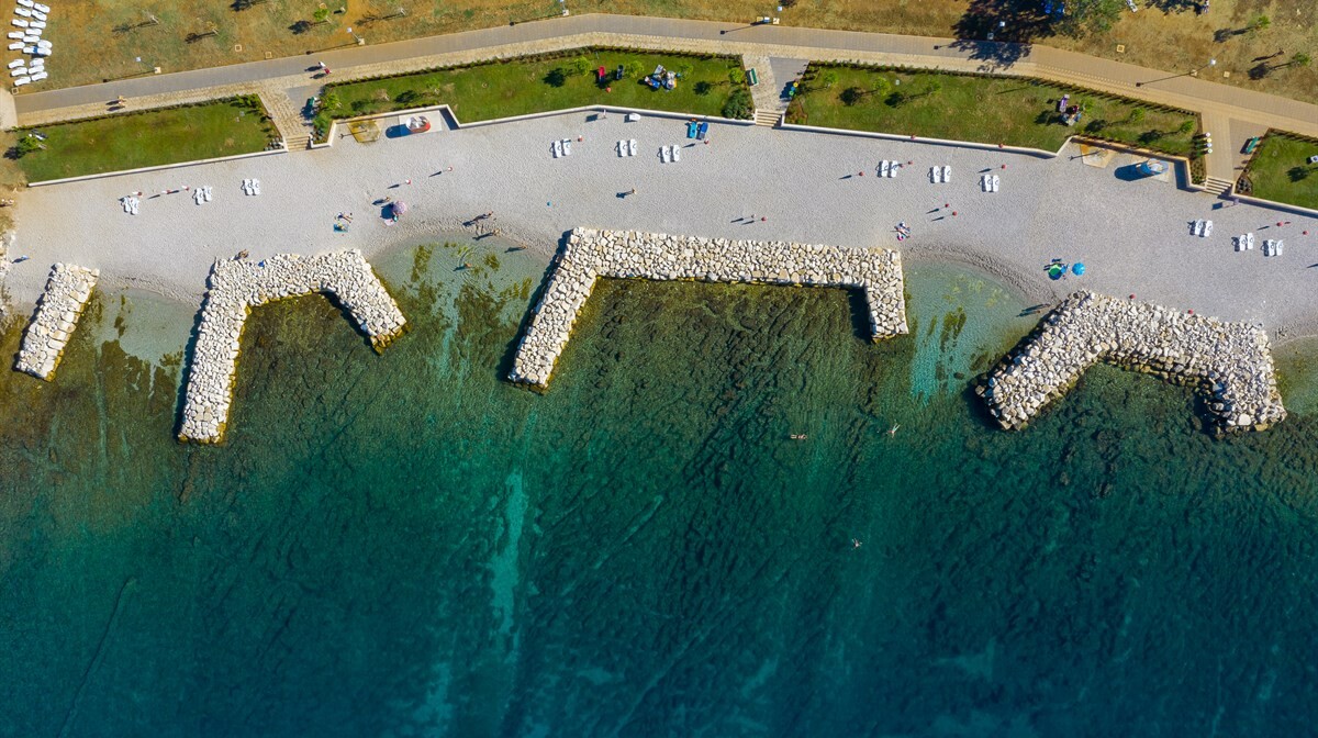 Poreč, Hotel Materada, šetnica uz more