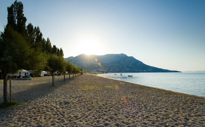 Omiš, Kamp Galeb, plaža