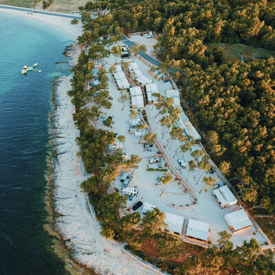 Kamp Bunja, panorama