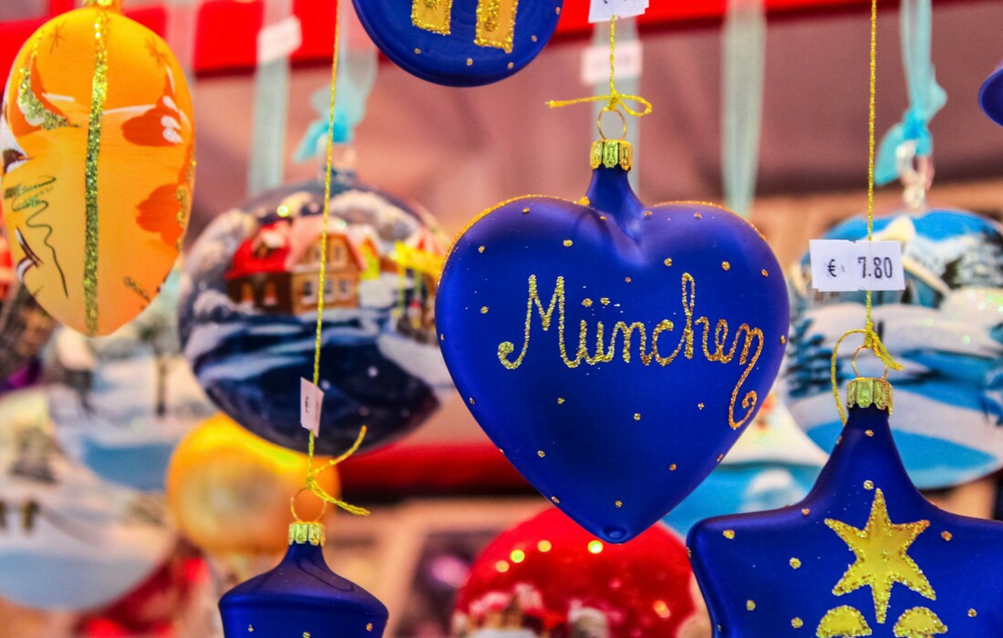 blagdanski ukrasi u obliku srca, autobusna putovanja, Mondo travel, europska putovanja
