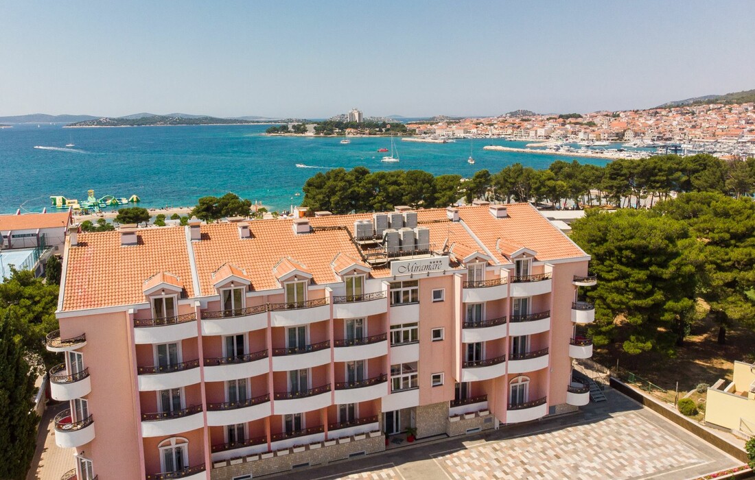 Vodice, Hotel Miramare