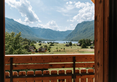 Slovenija, Bohinj, Apartmani Triglav, soba sa pogledom na Bohinjsko jezero