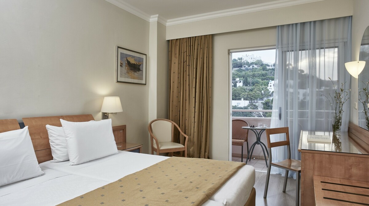 hotel esperides beach family resort faliraki