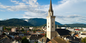 panoramski pogled grada Villacha, autobusna putovanja, Mondo travel, europska putovanja