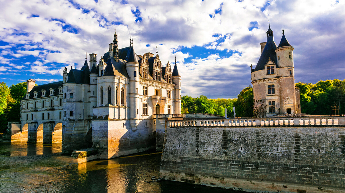Dvorac Chenonceau, putoanje francuska tura, putovanje autobusom, garantirani polazak