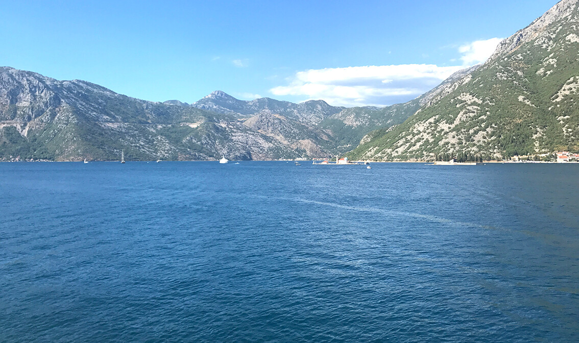 Crna Gora, Boka Kotorska, Perast, crkva Gospe od Stijena, grupni polasci autobusom