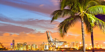Miami u noćnom osvjetljenju, putovanje Florida, daleka putovanja, garantirani polasci