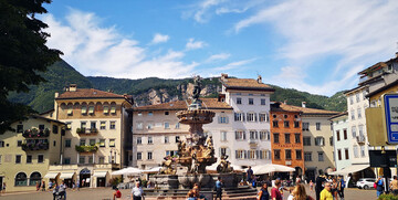 Neptunova fontana, putovanje Dolomiti i planinska bajka, Trento, mondo travel