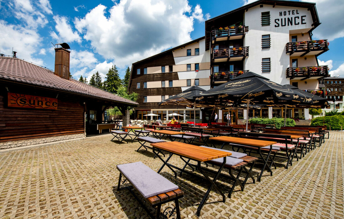 Vlasic, Hotel Sunce Photo © Midhat Poturovic