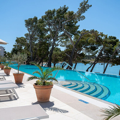 Valamar Meteor hotel infinity pool