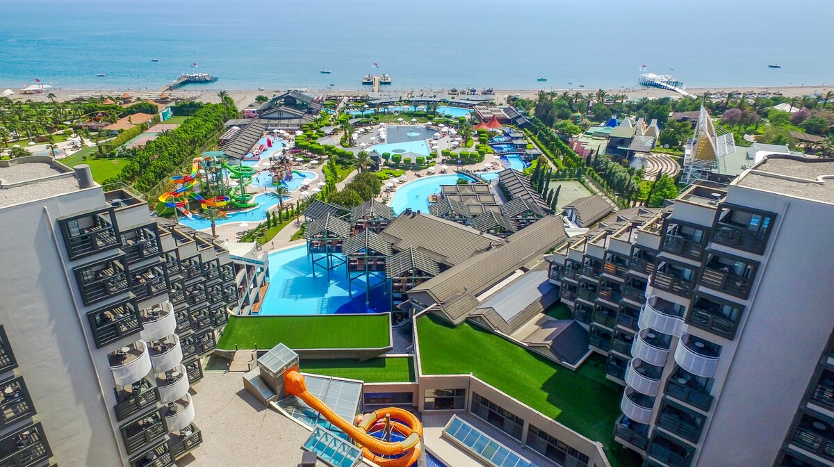 Antalya, Lara, Hotel Limak Lara De Luxe, panorama