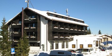 Skijanje u Italiji, skijalište Monte Bondone, Dolomiti Chalet Family Hotel, pogled izvana
