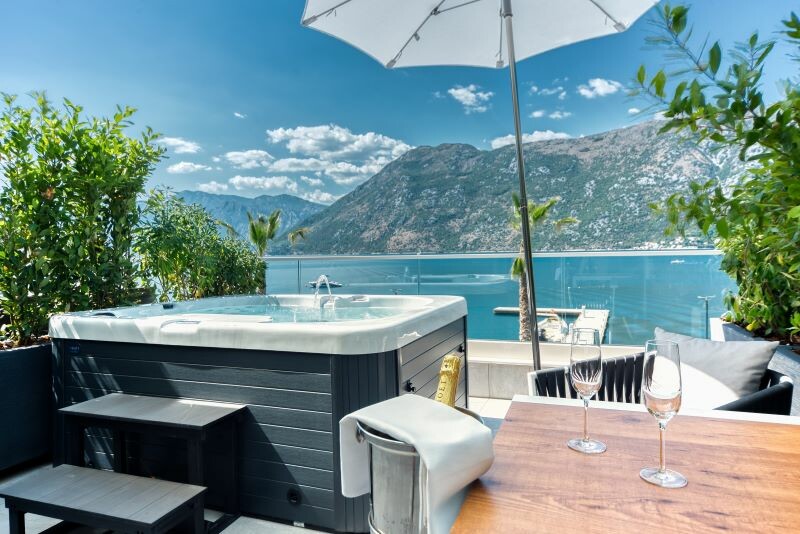 Kotor, Blue Kotor Bay Premium Spa Resort, jacuzzi, Delixe soba