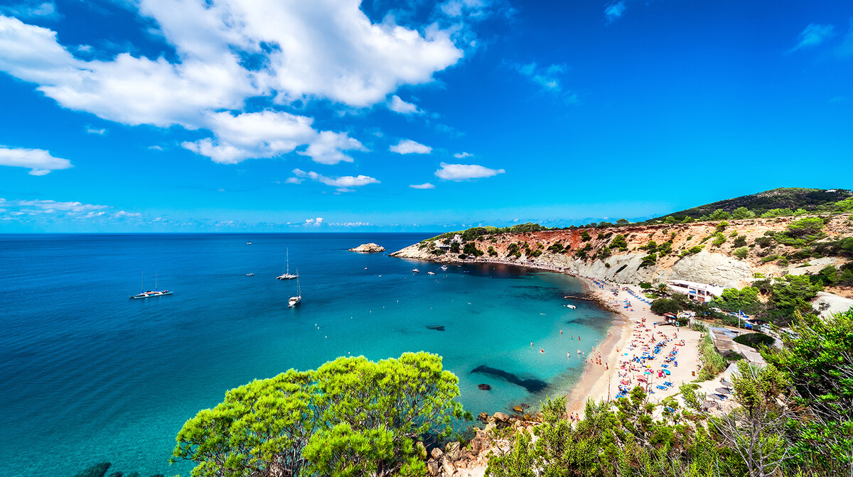 Plaža na Ibizi, ljetovanje Mediteran, putovanje Ibiza, posebnim zrakoplovom