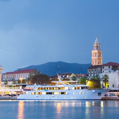 Brod Maritimo, luka Split